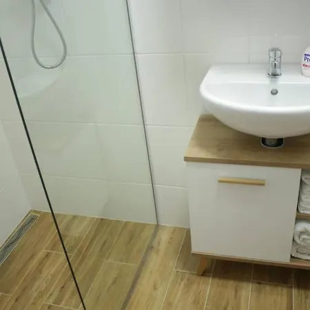 Lägenhet Apartman - Dlhe Diely